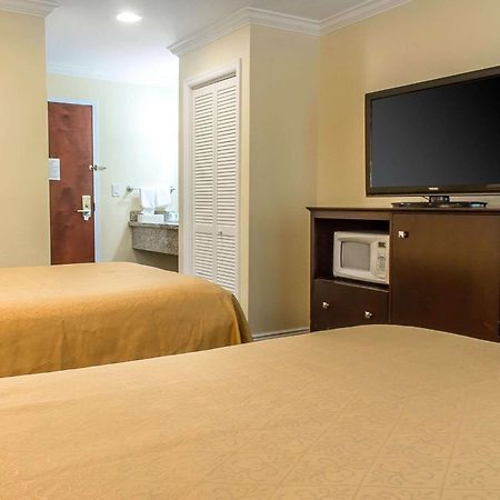 Quality Inn Near Mountain Creek Vernon Ngoại thất bức ảnh